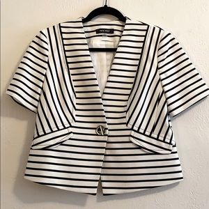 Nine West short sleeve Blazer